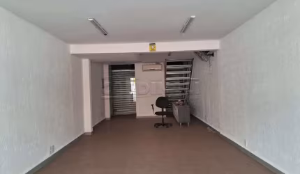 Salao comercial em galeria com ótima localização e muito movimento