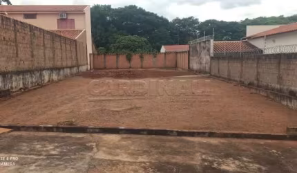 Excelente terreno a venda no Jd Primor, próximo a comércio em geral