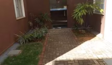 Apartamento com 44m² no Monte Azul