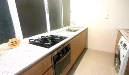 Lindo apartamento reformado, moderno e finamente decorado, para venda. Com 51 m² de área útil