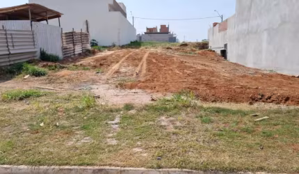 Imóvel bem localizado.