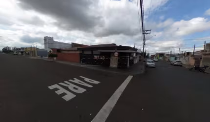 Imóvel bem localizado no Bairro Parque Santa Felícia área Comercial.