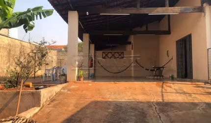 Imóvel Residencial de esquina no Jardim Santa Julia