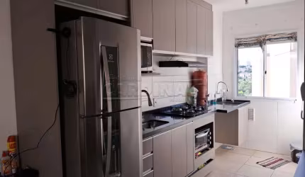 Apartamento com ótima localização, com móveis planejados