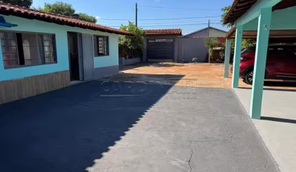 Casa com ótima localização, Próximo ao Shopping Jaraguá