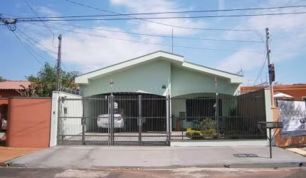 Casa Padrão em São Carlos