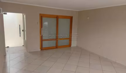 casa padrão com boa localização