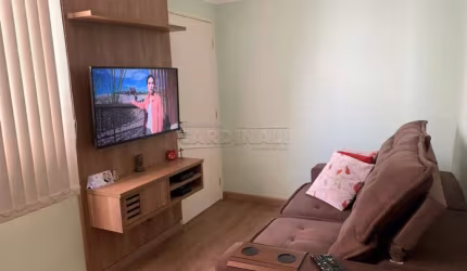 Apartamento muito bem localizado, com fácil acesso as marginais e a Rodovia.