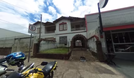 Excelente localização - Altos da cidade - Em frente à praxa da VX