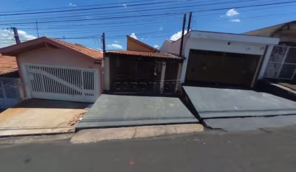 Imóvel muito bem localizado no bairro  Vila Santa Madre Cabrini.