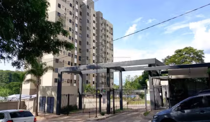 Apartamento com ótima localização ao lado escola e creche