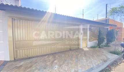 Imóvel bem localizado