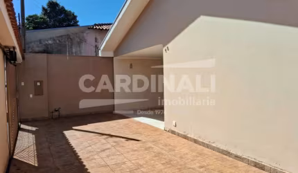 Casa com ótima localização próximo escola e creche