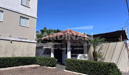 Apartamento Bem localizado e com Lazer junto ao Condomínio no bairro Parque Sabara.