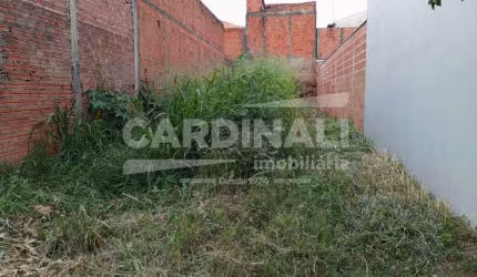Terreno Pronto para ser Construído no Bairro Cidade Aracy.
