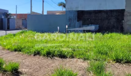 Lote no Parque dos Flamboyants em São Carlos - SP