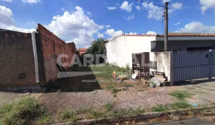 Terreno Muito Bem Localizado Bairro Parque Santa Felicia.