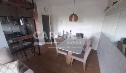 Lindo apartamento com móveis planejados e localização privilegiada
