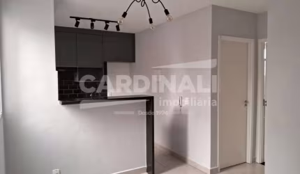 Apartamento com ótima localização, área de lazer completo, portaria 24 horas