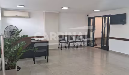 Conjunto de salas com ótima localização e com total acessibilidade.