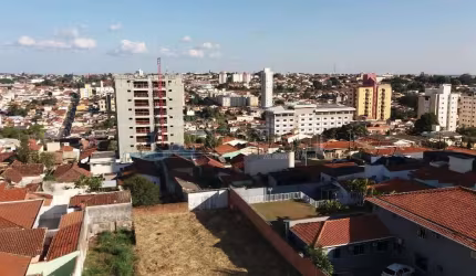 Apartamento com 1 dormitório e 1 suíte no Centro próximo a Escola Prof. Sebastião de Oliveira Rocha em São Carlos