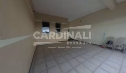Casa sobrado padrão com excelente localização e muito amplo para conforto da família