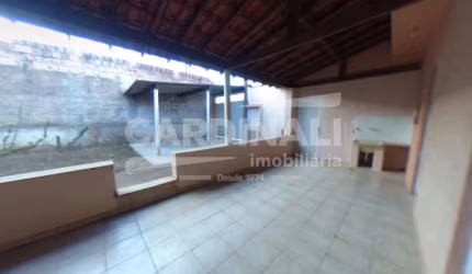 Casa padrão com ótima localização e muito aconchegante