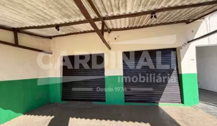 Imóvel comercial bem localizado e com bom espaço para seu negócio