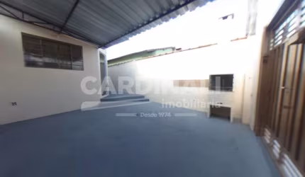 casa padrão recém reformada bem aconchegante