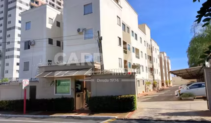Apartamento com ótima localização, próximo a escola e creche.