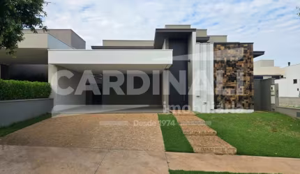 Casa a venda Condomínio Portal das Tipuanas - Local Tranquilo
