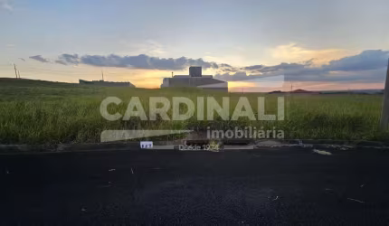 Terreno Padrão em São Carlos