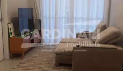 Apartamento padrão em ótimo condomínio com tudo novo