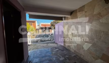 casa para fins comerciais próximo a Unimed nova.