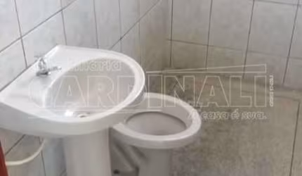 Sala Comercial na Vila Marcelino próxima ao Ginásio Milton Olaio Filho em São Carlos