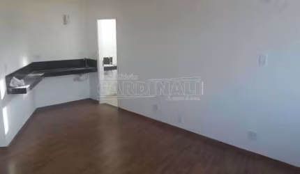 Sala Comercial no Núcleo Residencial Silvio Vilari próxima a Peixaria Central em São Carlos