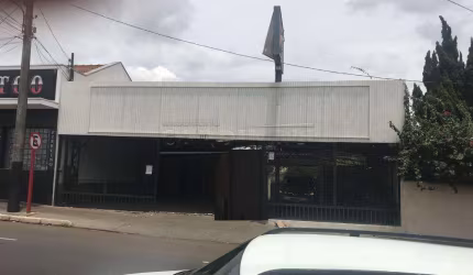 Comercial Galpão em São Carlos