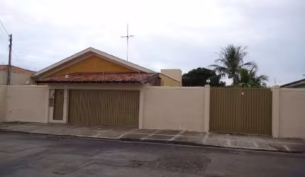 Casa Padrão em São Carlos