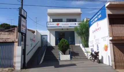 Comercial Galpão em São Carlos