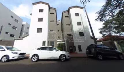 Apartamento com 1 dormitório e 1 suíte no Centro próximo a Escola Prof. Sebastião de Oliveira Rocha em São Carlos