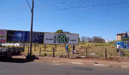 Terreno Padrão em São Carlos