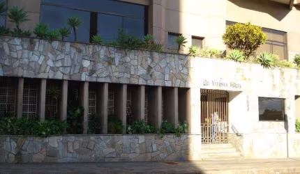 Apartamento com 4 suítes no Centro próximo ao São Carlos Clube