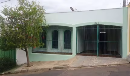 ótima casa de 2 dormitórios em São Carlos