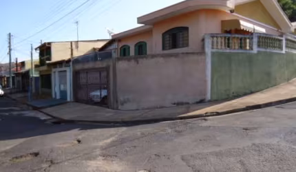 Casa Padrão em São Carlos