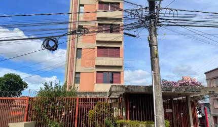 Apartamento no centro da cidade em condomínio excelente