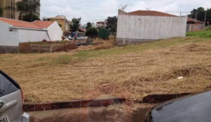 Terreno Padrão em São Carlos