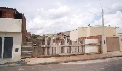 Terreno Padrão em São Carlos