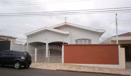 Casa Padrão em São Carlos