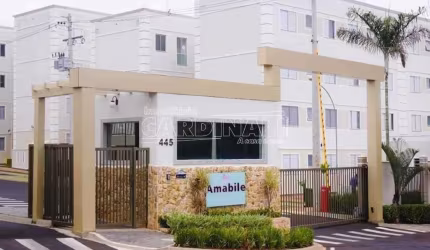 Apartamento com 2 dormitórios no Jardim Quitandinha próximo ao SENAI em Araraquara