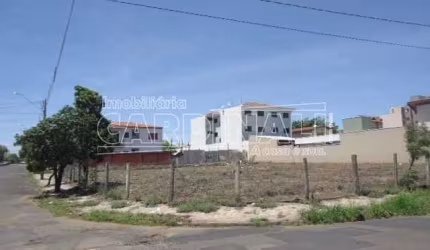 Terreno Padrão em São Carlos